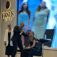 FASHION TREND SEMINAR SHOW